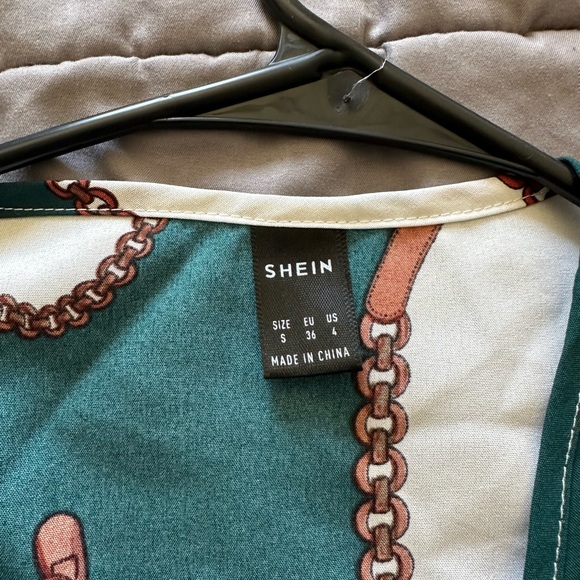 SHEIN top - Picture 2 of 2